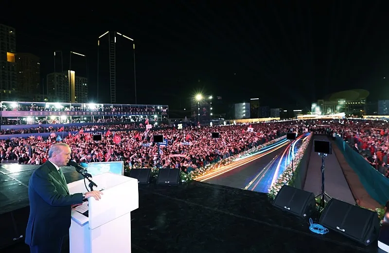 ankarada-tarihi-konusma-baskan-erdogan-mesaji-verdi-acin-yollari-buyuk-turkiye-cumhuriyeti-geliyor-1786736620808.jpeg Ankara'da tarihi konuşma! Başkan Erdoğan mesajı verdi: Açın yolları 'Büyük Türkiye Cumhuriyeti' geliyor!-7