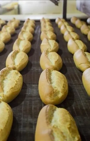 CHP'li İBB'den halk ekmeğe %60 zam! 2 yılda 51 üründe yüzde 192.46 artış...