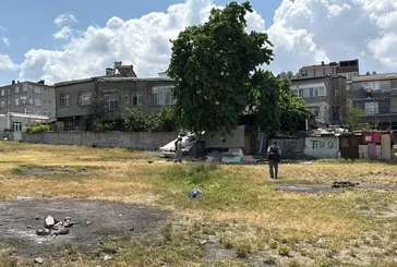 Boş arazide bir erkek cesedi bulundu