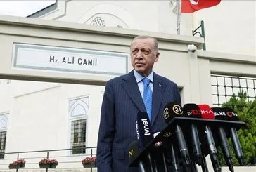 Haniye için saf tuttu