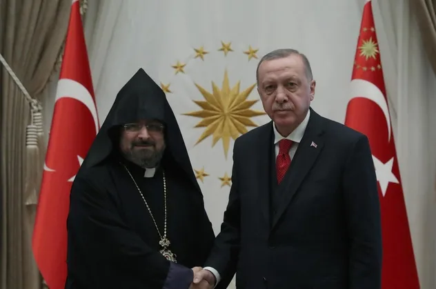 Son dakika: Başkan Erdoğan, Türkiye Ermenileri 85. Patriği Sahak Maşalyan’ı kabul etti