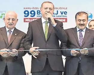 Bedeni burada ruhu dışarıda