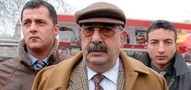 Küçük de tahliye oldu