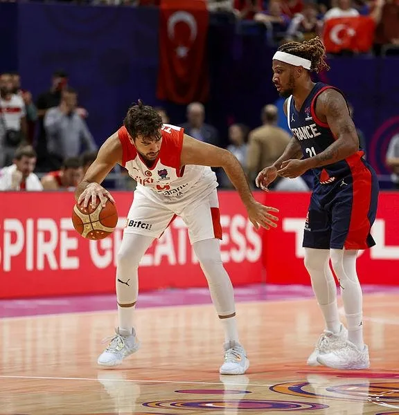 Türkiye 2022 Avrupa Basketbol Şampiyonası'ndan son 16 turunda elendi!-2