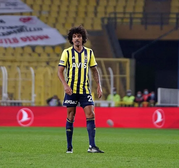 fenerbahcede-luiz-gustavo-surprizi-36-gun-sonra-yeniden-1638719818719.jpeg Fenerbahçe'de Luiz Gustavo sürprizi! 36 gün sonra yeniden...-3