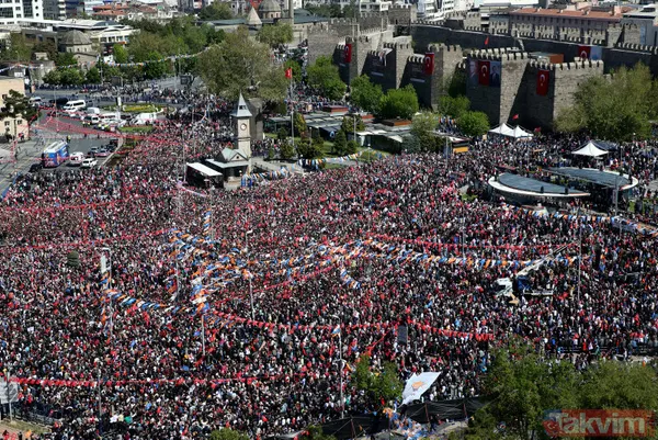 Şu meydan ülkeyi size '7'rir mi! Akşener ve Yavaş'ı hüsrana uğratan Kayseri Başkan Erdoğan'ı el üstünde karşıladı: Yok böyle rekor - 11