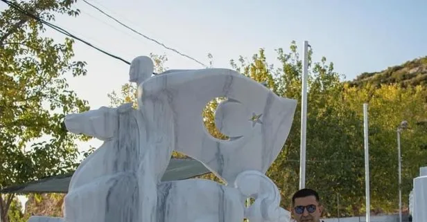 CHP’li Kuşadası Belediyesi Cumhuriyet’in 100. yılına özel heykel sergisi düzenliyor!