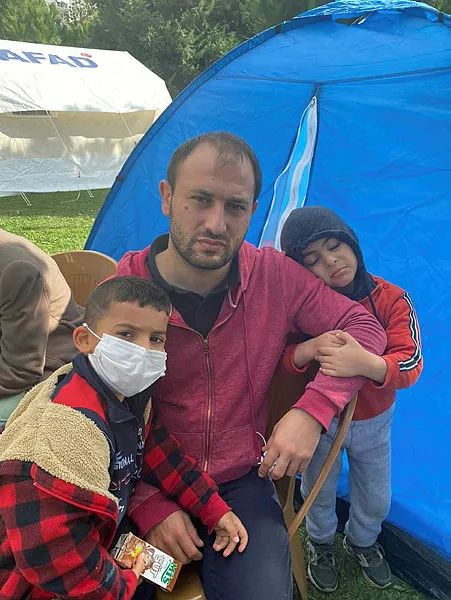 İzmir depreminde yerle bir olan evlere çürük raporu verildiği ortaya çıktı!-4