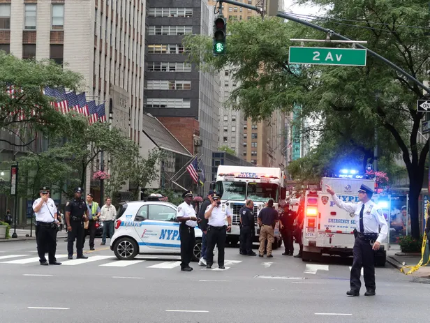 New York İsrail Başkonsolosluğu'nun bulunduğu caddede bomba alarmı-1
