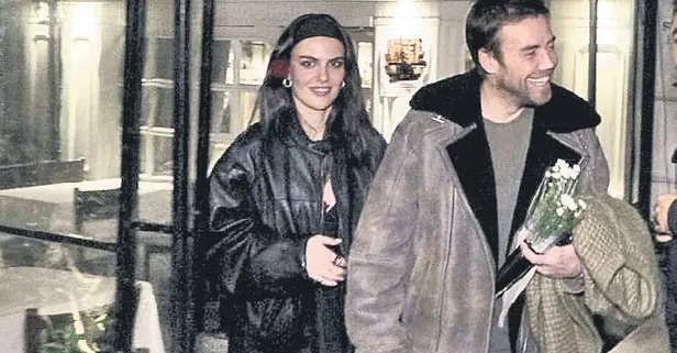 Çok utandı! Türkan Şoray’a benzettiği için kulağına gül taktı