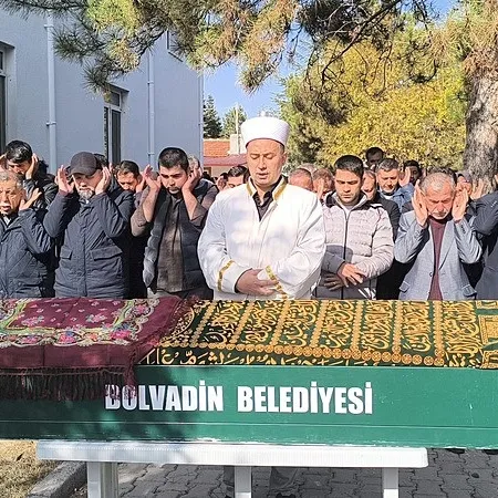 Anne ile 2 çocuğu son yolculuğuna uğurlandı!