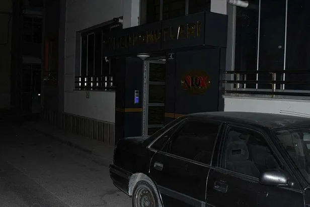 konyada-bir-cocuk-tartistigi-agabeyini-bicakla-oldurdu-1620245818009.jpeg Konya'da bir çocuk tartıştığı ağabeyini bıçakla öldürdü!-1