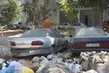 Buca’da çöp ve molozdan geçilmiyor! Esnaf isyanda belediye uykuda