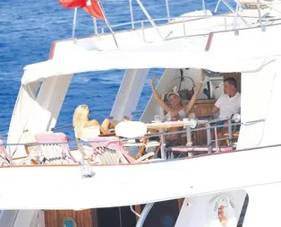 Fikret Orman ile Tuğba Coşkun’un tatil sefası