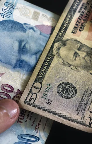 Dolar kuru yükseldi yeni hamle geldi! Hareketi sınırlıyor