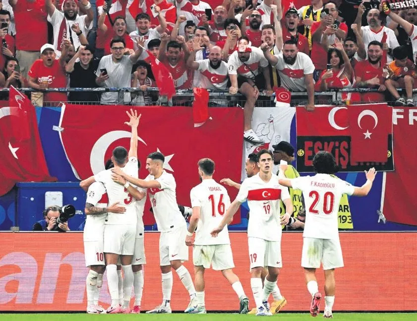 Samet cezalı duruma düştü