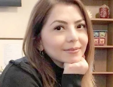 Bırak yakamı yeter!