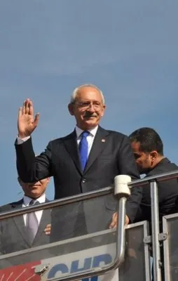 CHP'li isimden rakılı 'hayır' sloganı