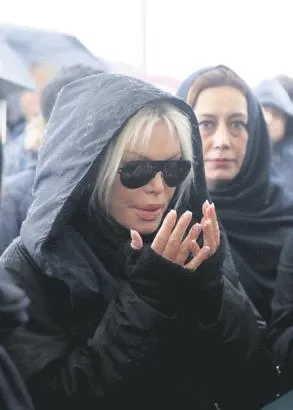 Elveda Gaga-4