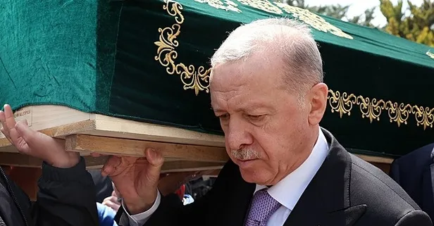 Başkan Erdoğan Arapça öğretmeni Ahmet Karaman’ın cenaze namazına katıldı! Ailesine başsağlığı mesajı