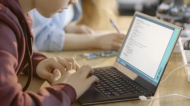 e-okul-giris-yap-22-ocak-2021-e-okul-e-karne-karne-notlari-karneleri-nereden-gorecegiz-lise-ilkokul-ve-ortaokul-karne-aldi-mi-1611306643080.jpg E-Okul giriş yap: 22 Ocak 2021 e-okul-e-karne karne notları! Karneleri nereden göreceğiz? Lise, ilkokul ve ortaokul karne aldı mı?-6