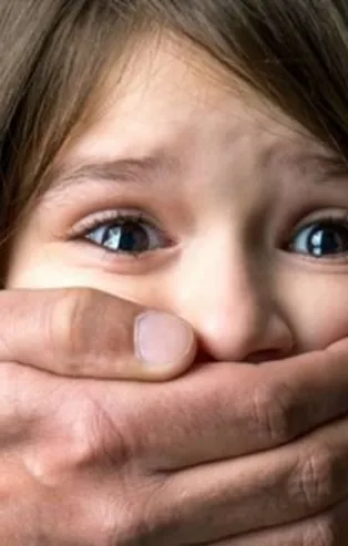 SON DAKİKA: Ailelere iğrenç pedofili tuzağı! Sicilinde birçok suç var