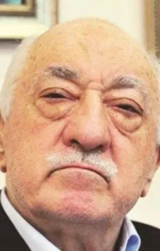 FETÖ, askeri okullara girmeye elverişsiz üyelerini sahte isimlerle ameliyat ettirmiş