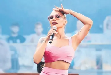 İrem Derici'den iddialı sözler! "Şov nasıl yapılır yeniden göstereceğim"