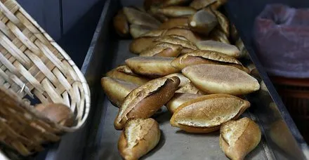 Firinlar Marketler Bakkallar Bugun Acik Mi Sokaga Cikma Yasagi Acik Olan Yerler Nereler Takvim