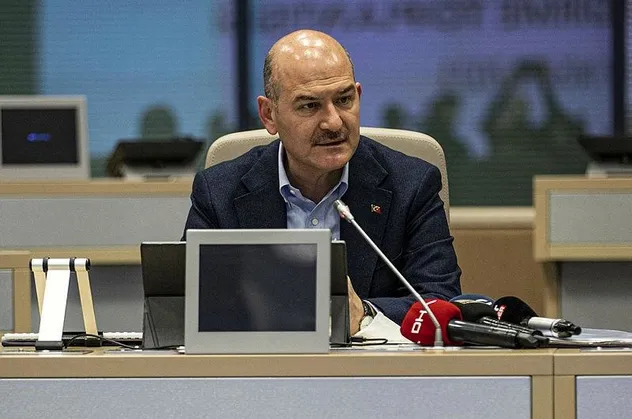 İçişleri Bakanı Süleyman Soylu'dan organize suç örgütü elebaşı Sedat Peker hakkında "hakaret ve iftira" gerekçesiyle suç duyurusu