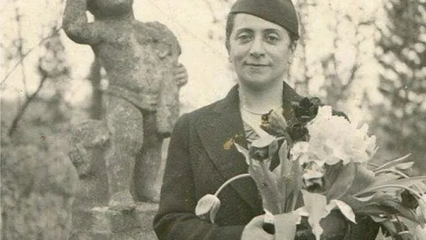 safiye-ali-kimdir-googledan-safiye-ali-doodle-surprizi-safiye-alinin-hayati-1612246425420.jpg Google'dan Safiye Ali Doodle sürprizi! Safiye Ali'nin ilham veren hayatı! Safiye Ali kimdir?-2