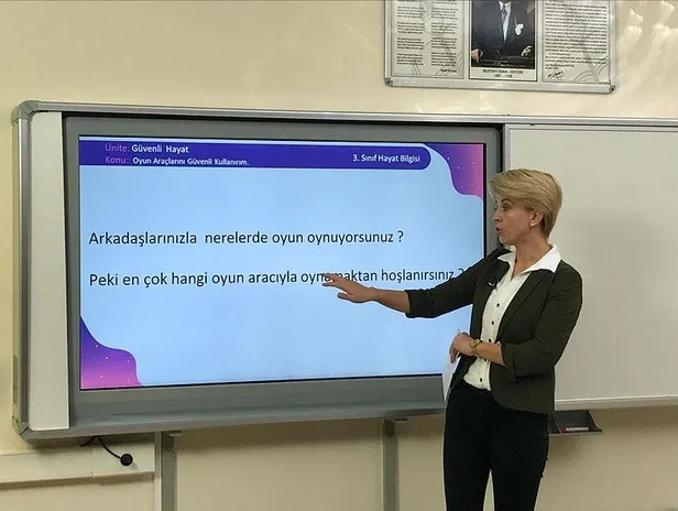 Son dakika: Milli Eğitim Bakanı Ziya Selçuk açıkladı: "EBA Canlı Sınıf" uygulaması devreye alınacak-3