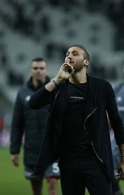 Cenk Tosun'dan Beşiktaş'a destek!