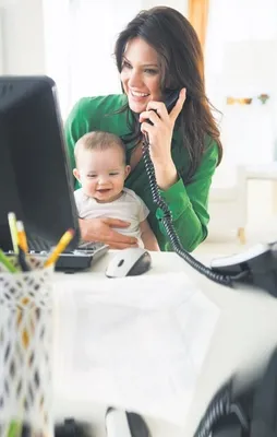 Kadına 8 koldan destek