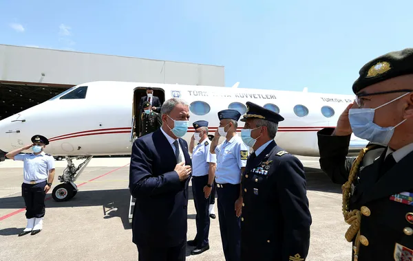 son-dakika-milli-savunma-bakani-hulusi-akar-ingiltere-savunma-bakani-ve-italya-savunma-bakani-ile-sicilyada-gorustu-1623429884053.jpg Son dakika: Milli Savunma Bakanı Hulusi Akar, İngiltere Savunma Bakanı ve İtalya Savunma Bakanı ile Sicilya'da görüştü-4