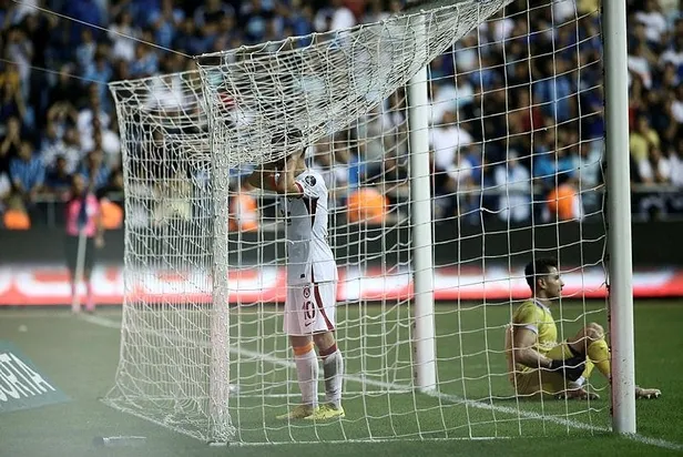 adana-demir-ile-galatasaray-0-0-berabere-kaldi-1664671882724.jpeg