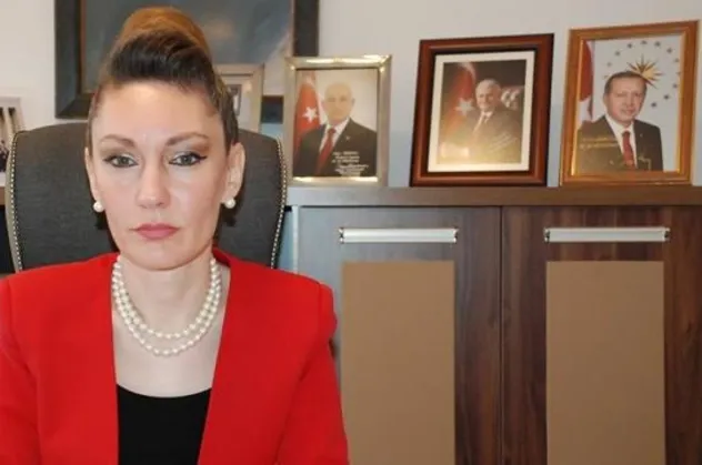 Türk Büyükelçi trafik kazası geçirdi
