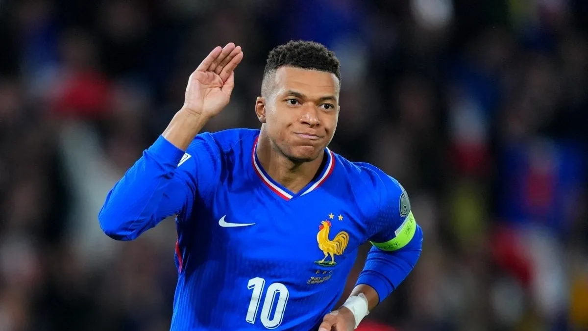 Mbappe Azerbaycan maçının kadrosundan çıkarıldı