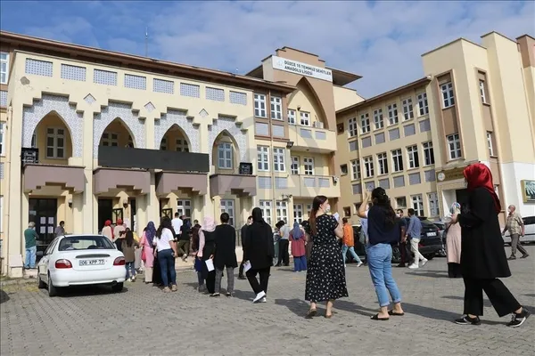 kpss-onlisans-sinav-sonuclari-saat-kacta-aciklanacak-kpss-onlisans-sonuclari-aciklandi-mi-1606372896995.jpg 2020 KPSS önlisans sonuçları sorgulama! KPSS önlisans sınav sonuçları açıklandı mı?-3