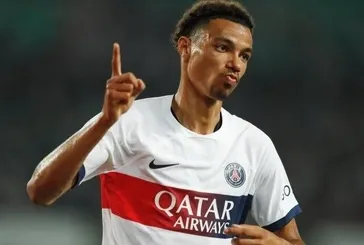 PSG'den Adana Demirspor'a öneri: Ekitike