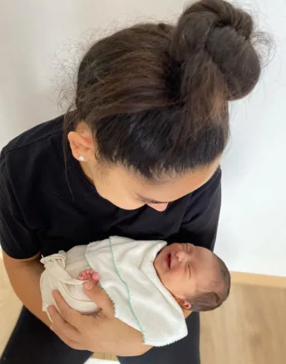 Masterchef Duygu kendisini aldatan adamla evlendi anne oldu! Kızına herkesten 'maşallah' geldi Esra Erol gerçeğiyle şaşırtmıştı-4