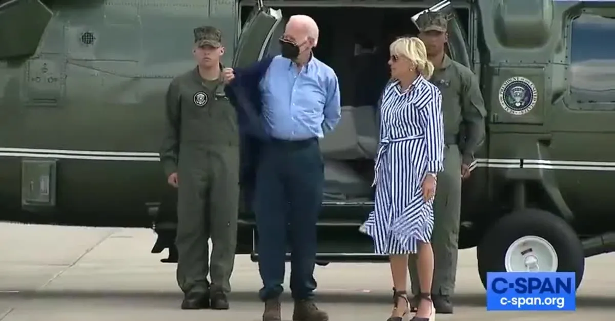 Ceketini giyemeyen ABD Başkanı Joe Biden'ın zor anları!