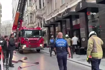 Beyoğlu’nda bir otelde yangın meydana geldi