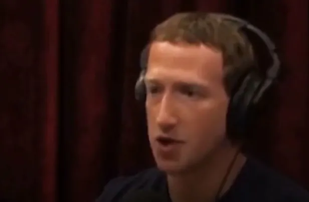 facebookun-kurucusu-mark-zuckerbergten-bomba-itiraf-hunter-bidenin-seks-ve-uyusturucu-goruntuleri-nasil-sansur-1661505752514.jpg Facebook'un kurucusu Mark Zuckerberg'ten bomba itiraf! Hunter Biden'ın seks ve uyuşturucu görüntüleri nasıl sansürlendi? FBI...-2