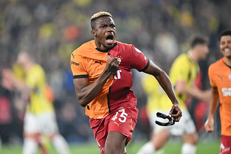 Galatasaray'dan transferde Fenerbahçe'ye çalım! O yıldızlar listede - 6