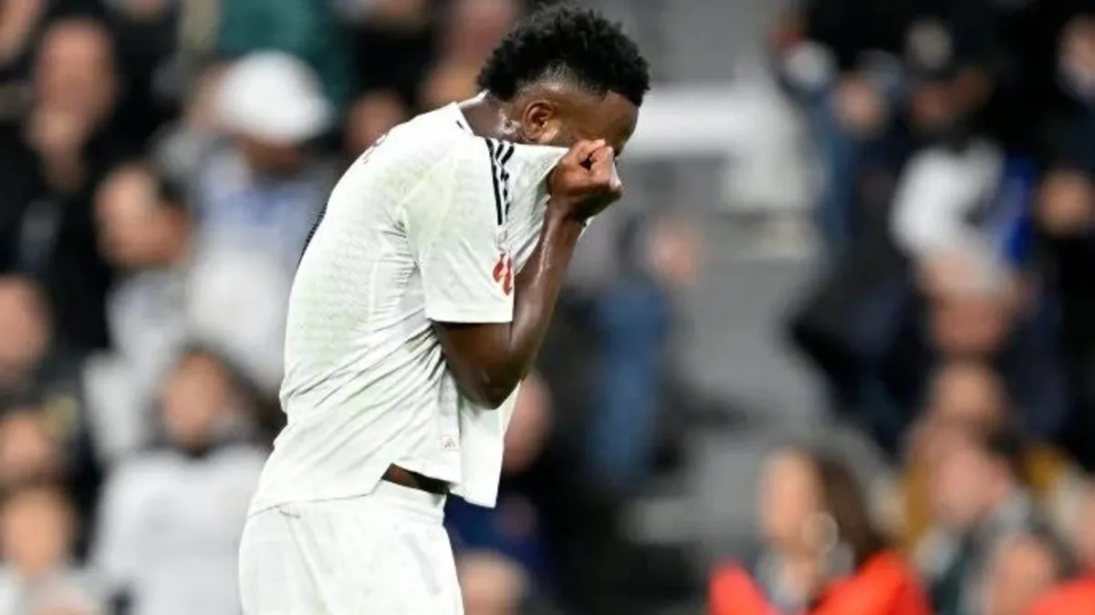 Real Madrid'de Vinicius Junior şoku!