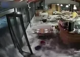 Sel suları yıktı geçti
