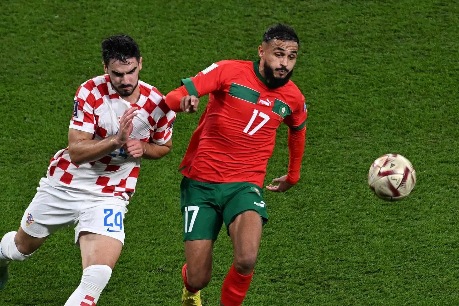 Dünya devinin stoperi Galatasaray'a! Bonservisi belli oldu - 24