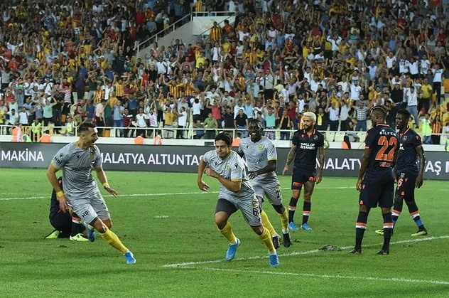 Yeni Malatyaspor 3-0 Başakşehir | Maç sonucu
