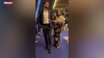 Tuba Ünsal ve Emir Ersoy ilk kez el ele